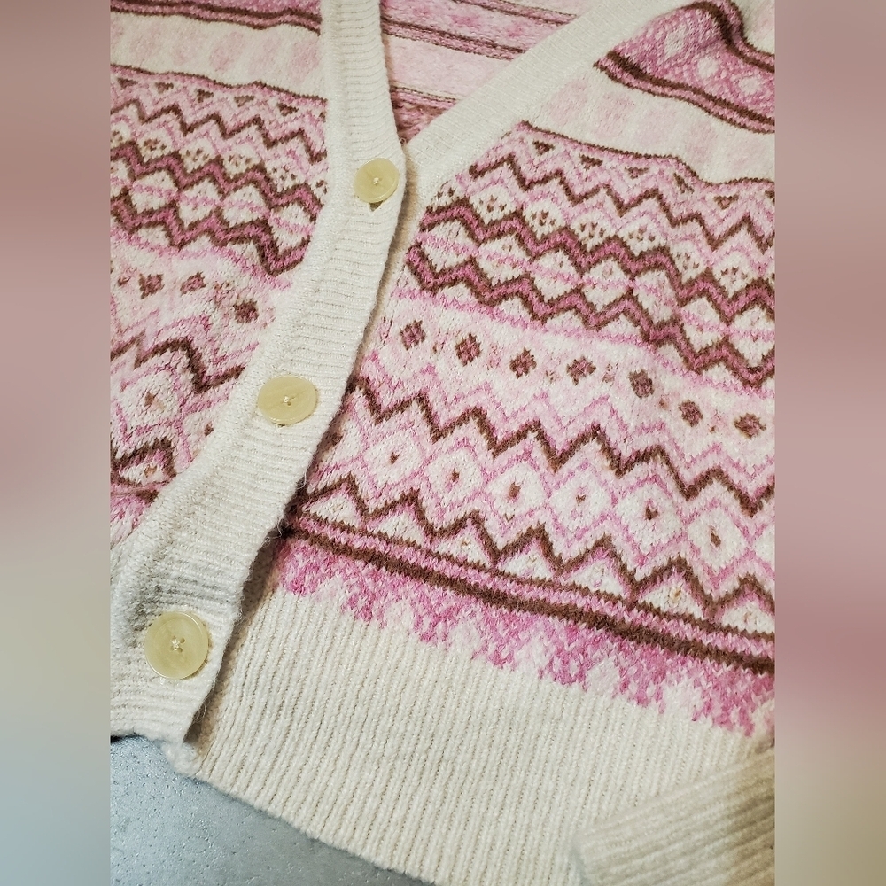 Twik by Simons short cardigan. Buttons. Long sleeves. Fair Isle / Nordic. Size L - Picture 4 of 10